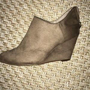 Tan suede wedged booties